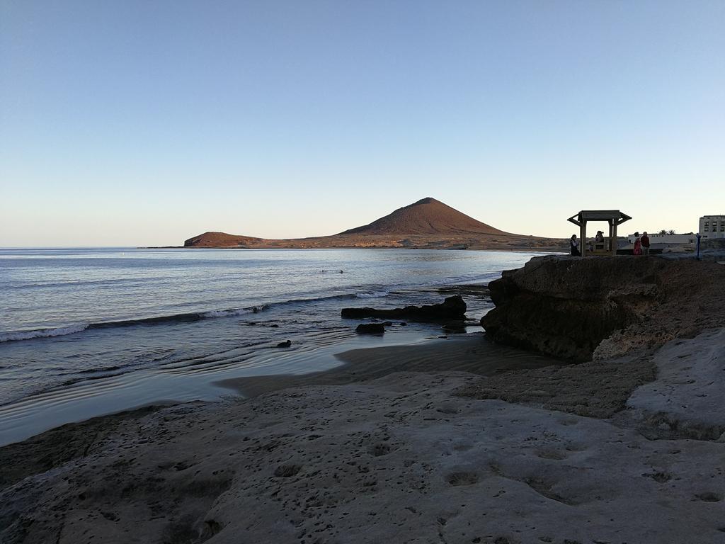Alquilaencanarias Medano Lugar De Encuentro 엘메다노 외부 사진